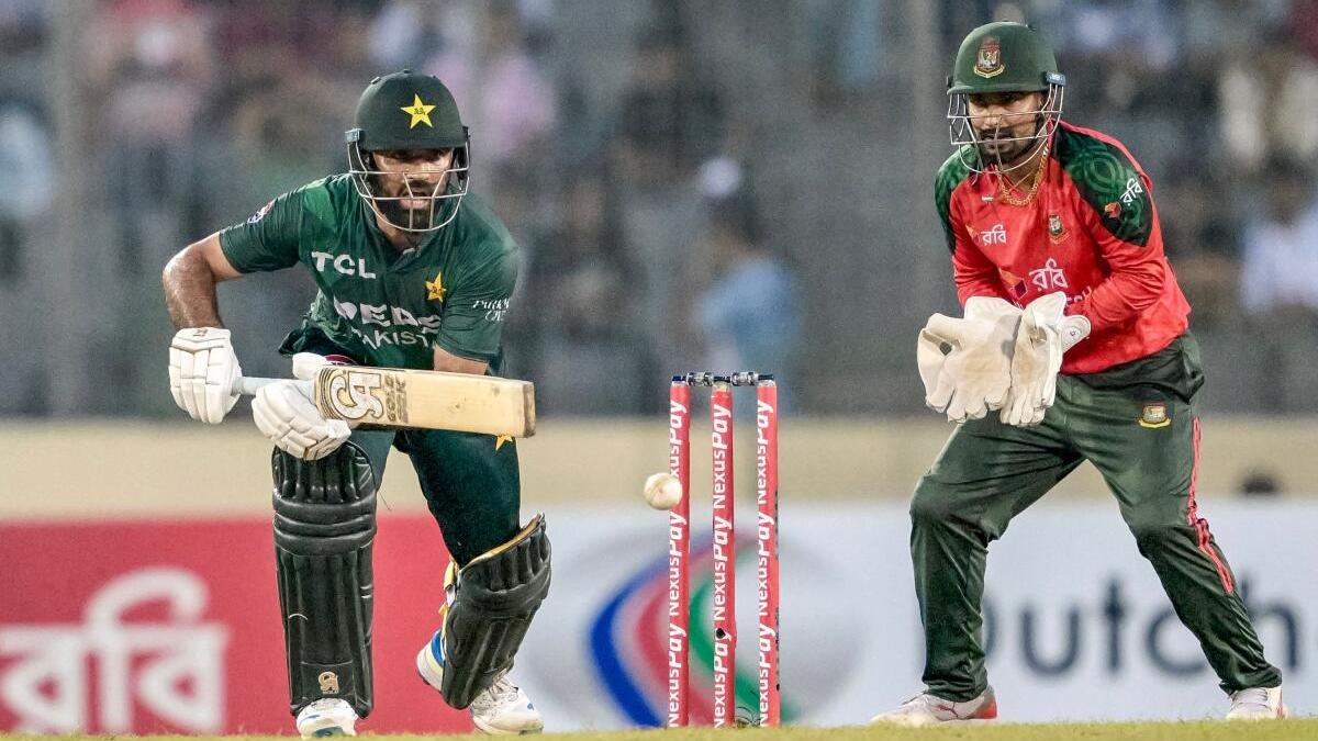 BAN vs PAK 1st T20I: Pakistan head coach Mike Hesson tears into ‘unacceptable’ Mirpur pitch